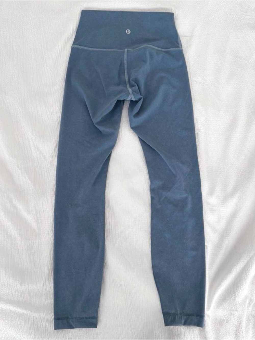 Lululemon Washed Moon Blue Wunder Under High-Rise Leggings in Size 2